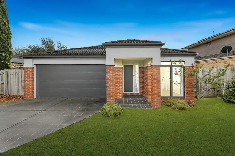 68 Golf Links Road, Berwick VIC 3806
