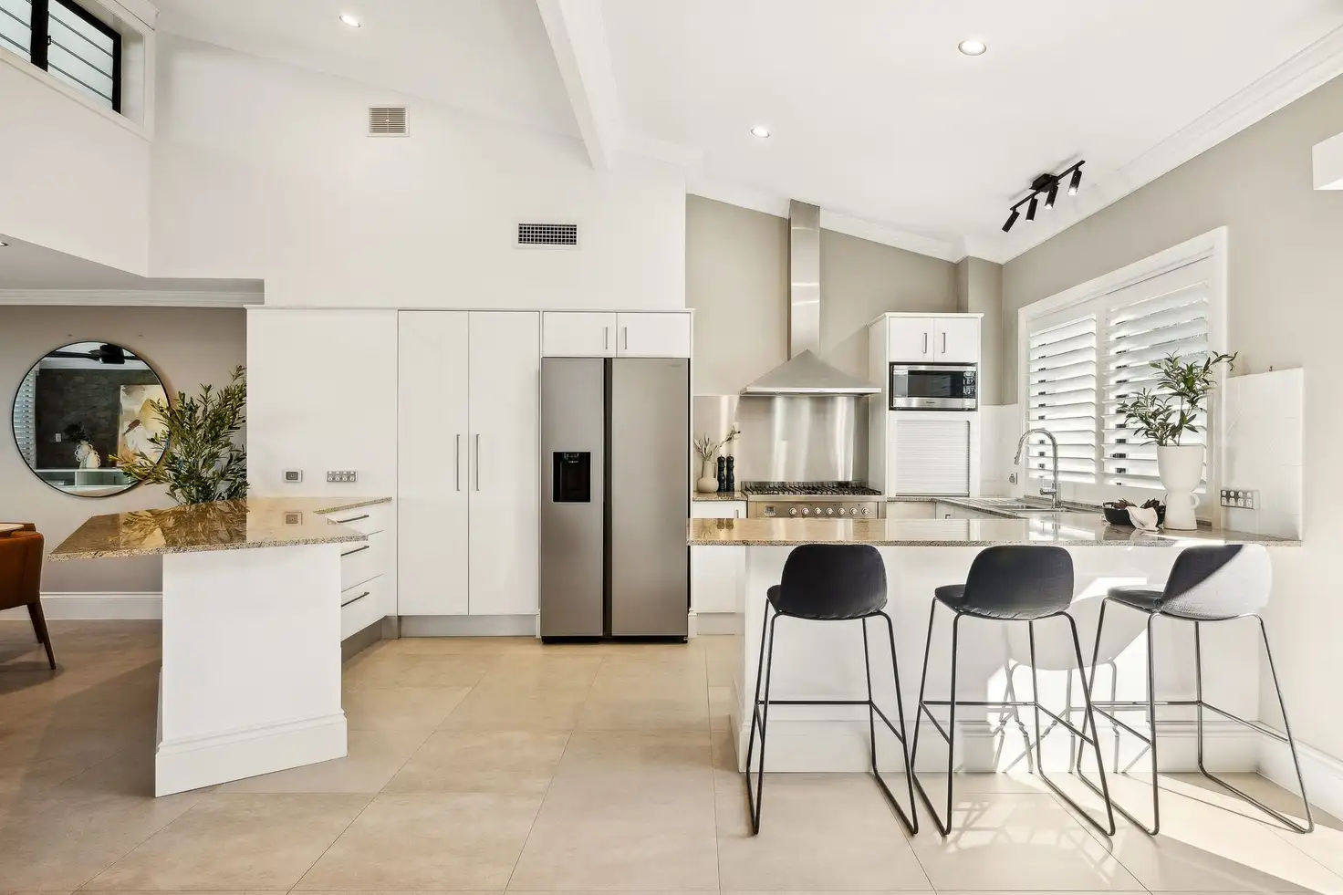 Main view of Homely apartment listing, 18/24 Philip Street, Hawthorne QLD 4171