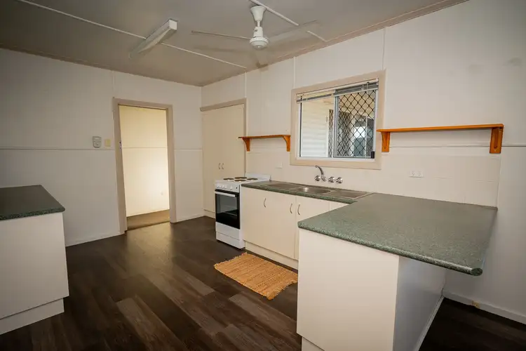 Fifth view of Homely house listing, 7 Saunders Street, Roma QLD 4455