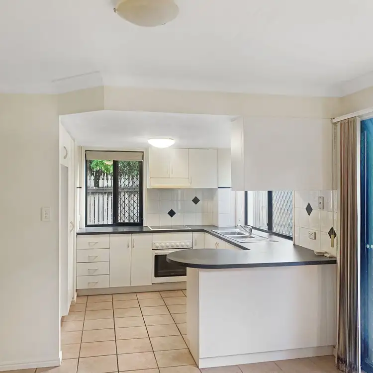 1/18 Agnes Street, Morningside QLD 4170