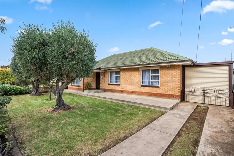 16 Barkuna Avenue, Mitchell Park SA 5043