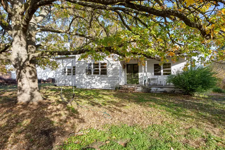12 Delacombe Way, Willaura VIC 3379