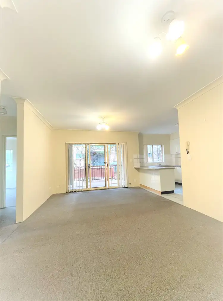Fifth view of Homely unit listing, 8/5-7 Priddle Street, Westmead NSW 2145