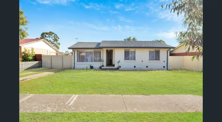 4 Turnworth Street, Elizabeth Downs SA 5113