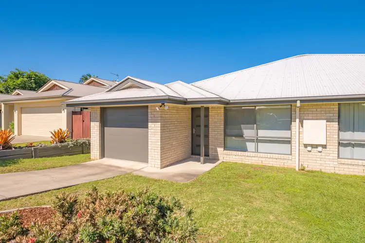 2/8 Bond Drive, Southside QLD 4570