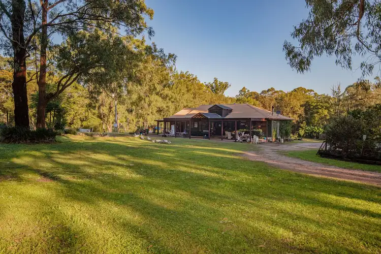 121 Black Rock Road, Martins Creek NSW 2420