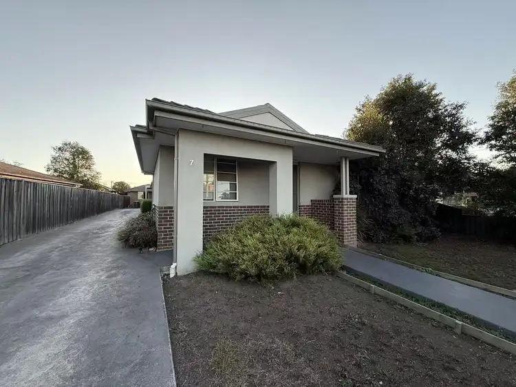 1/7 Lahinch Street, Preston VIC 3072