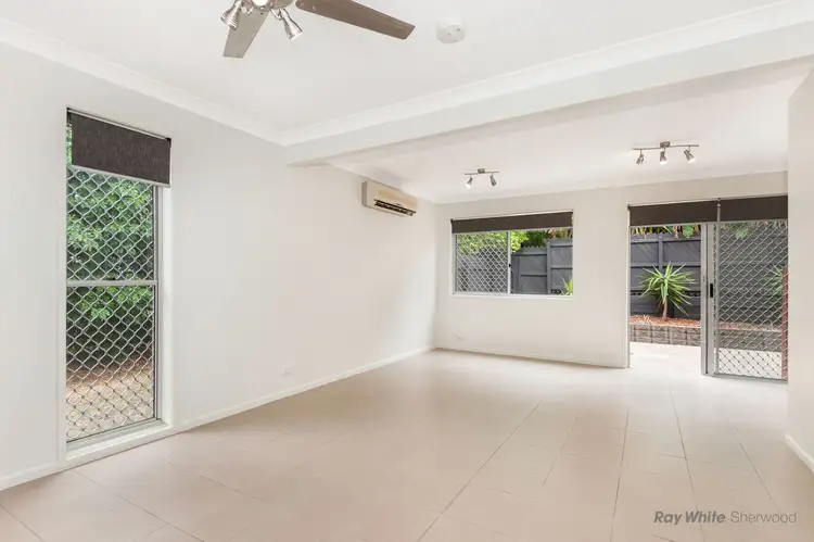4/16 Coyne Street, Sherwood QLD 4075