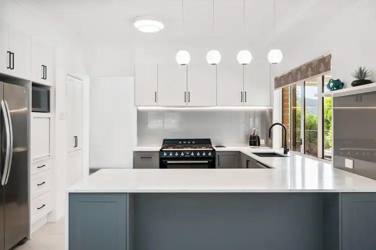 3 Cavalier Court, Highvale QLD 4520
