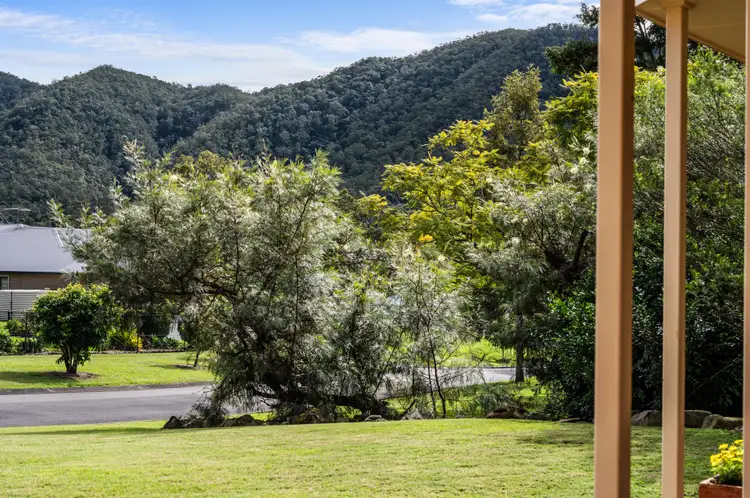 Fifth view of Homely house listing, 3 Cavalier Court, Highvale QLD 4520