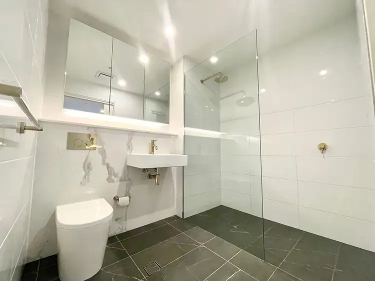 Fifth view of Homely apartment listing, 9092/5 Bennelong pkwy, Wentworth Point NSW 2127