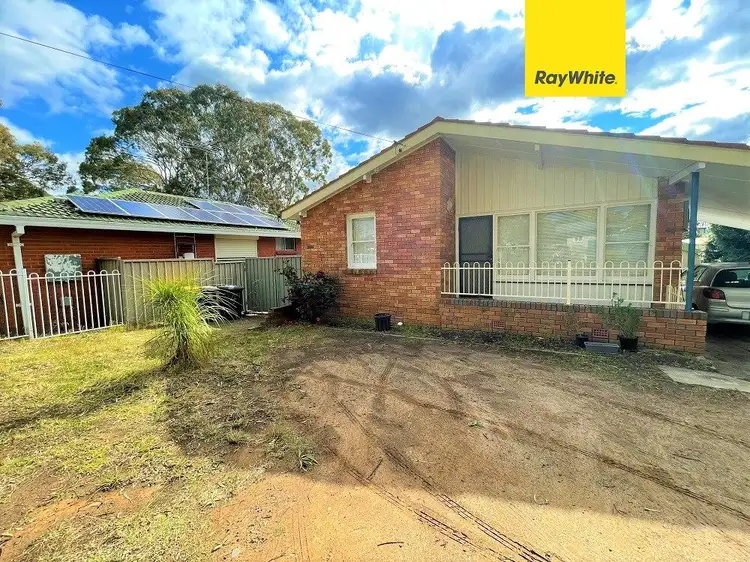 49 Lindesay Street, Campbelltown NSW 2560