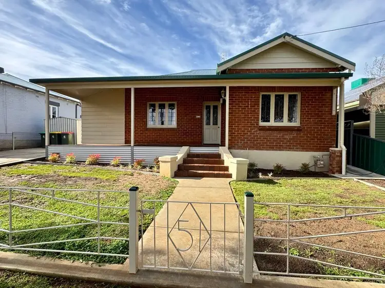 51 Albert Street, Parkes NSW 2870