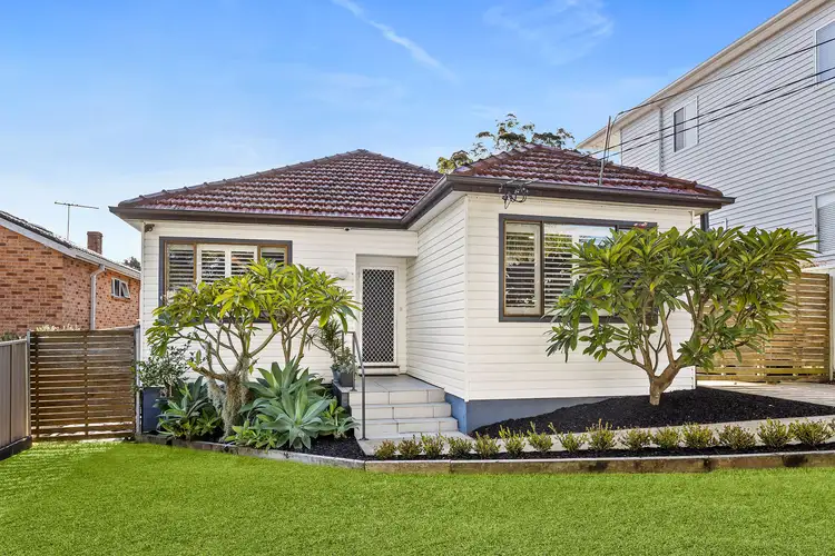 34 Prospect Road, Peakhurst NSW 2210