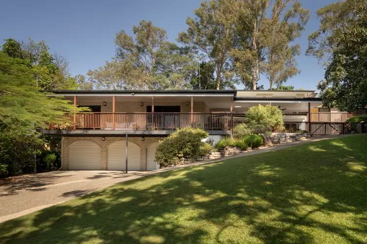58 Barnett Road, Bardon QLD 4065