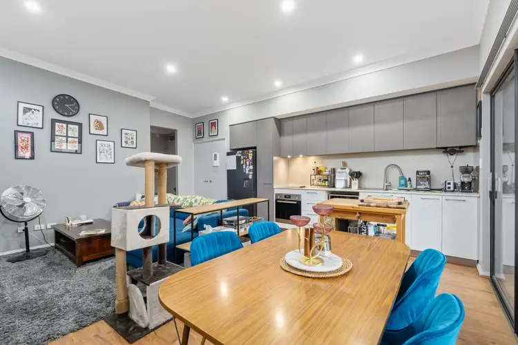 4 Endeavour Road
