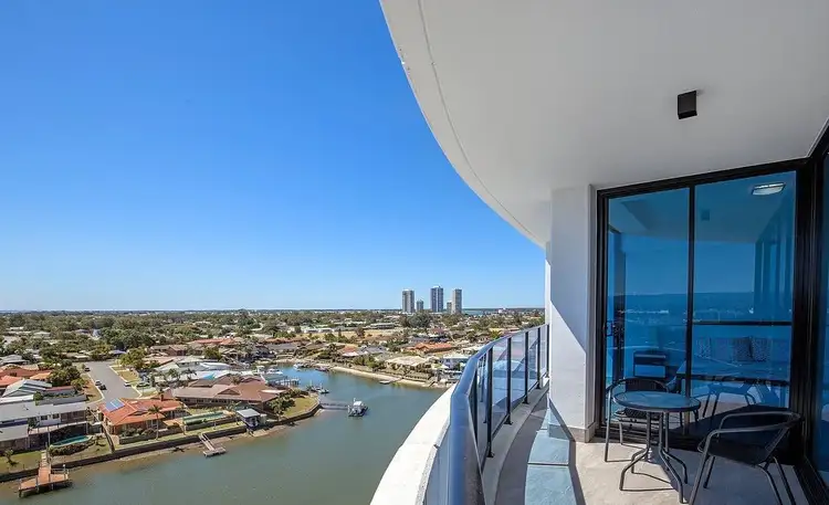 3801/5 Harbour Side Court, Biggera Waters QLD 4216