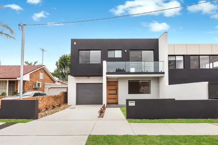 5A Finucane Crescent