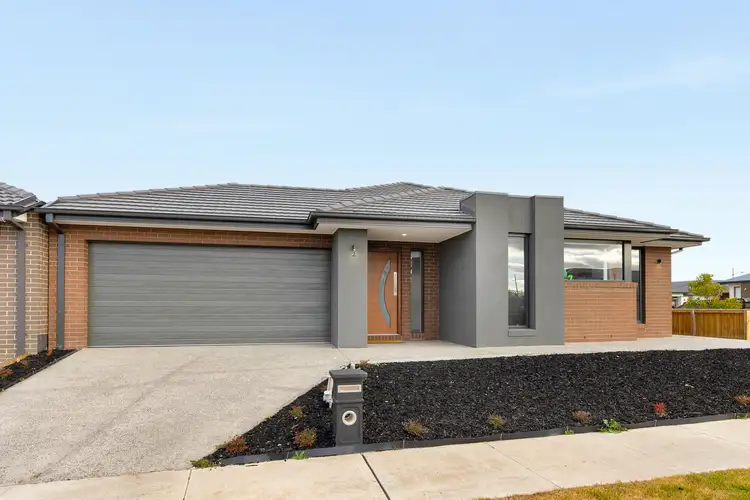 2 Ballina Crescent, Donnybrook VIC 3064