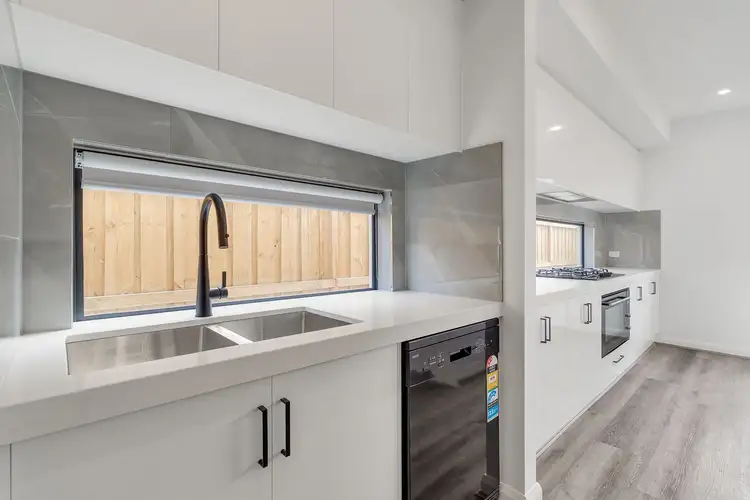 Fourth view of Homely house listing, 8 Farranreigh Street, Woodstock VIC 3751