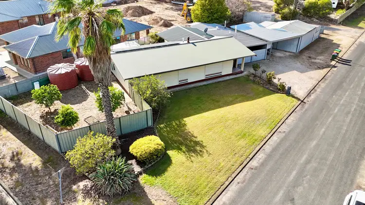 Second view of Homely house listing, 15 Milne Street, Bordertown SA 5268