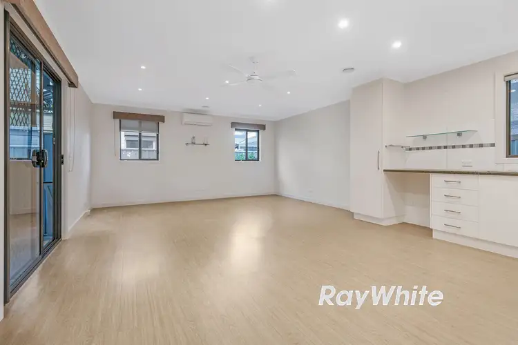 Fifth view of Homely unit listing, 38/65-73 Northern Highway (Sun River Home Park), Echuca VIC 3564