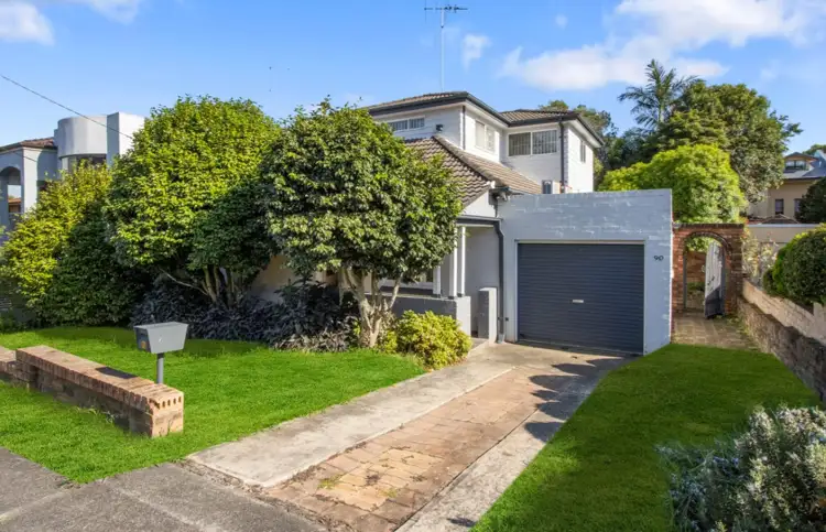 90 Victoria Avenue, Mortdale NSW 2223
