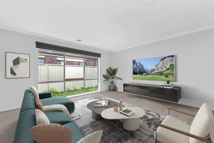 Fourth view of Homely house listing, 8 Salvia Avenue, Pakenham VIC 3810