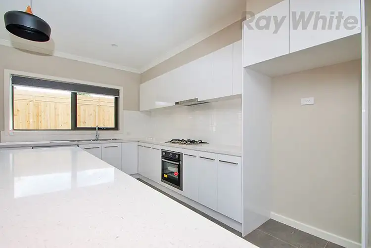 Fourth view of Homely house listing, 4/29 Binbrook Drive, Croydon VIC 3136