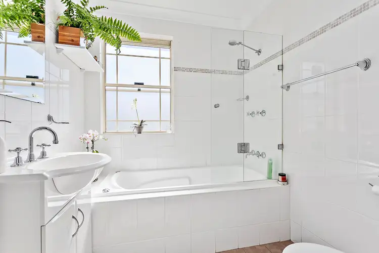 Second view of Homely unit listing, 12/12-14 Gladstone Avenue, Wollongong NSW 2500