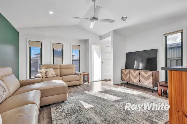 Second view of Homely villa listing, 27/65-73 Northern Highway (Sun River Home Park), Echuca VIC 3564