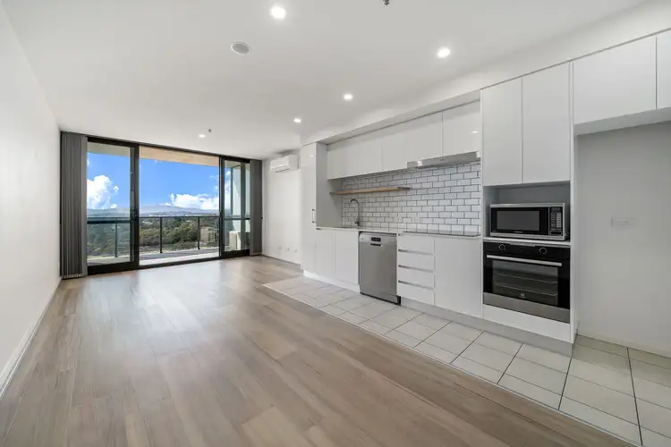 2014/120 Eastern Valley Way, Belconnen ACT 2617