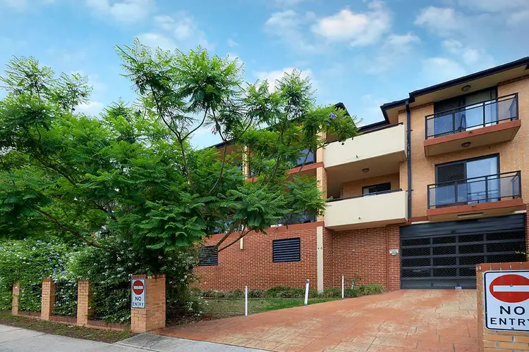 13/4-6 Treves Street, Merrylands NSW 2160