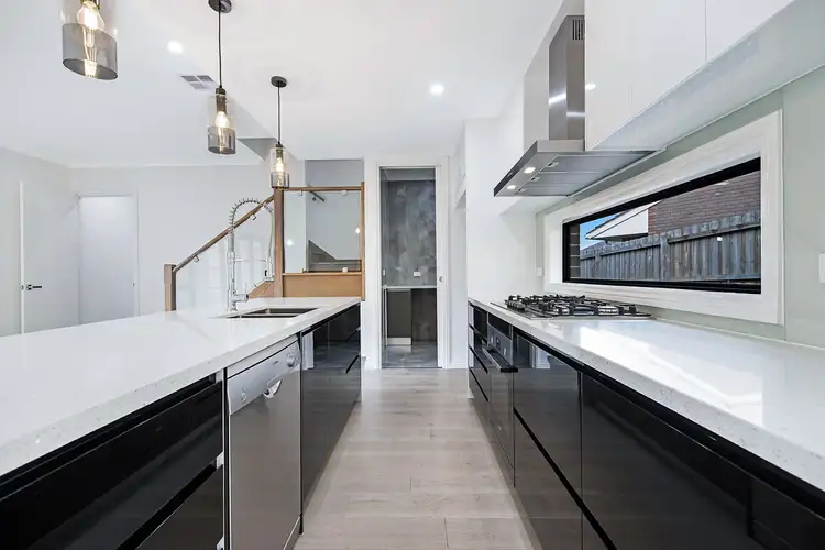 2/500 High Street Road, Mount Waverley VIC 3149
