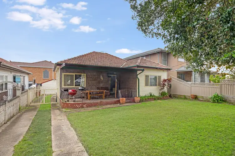 204 Auburn Road, Yagoona NSW 2199