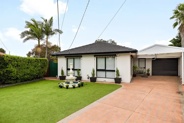 17 Tecoma Court, Gladstone Park VIC 3043
