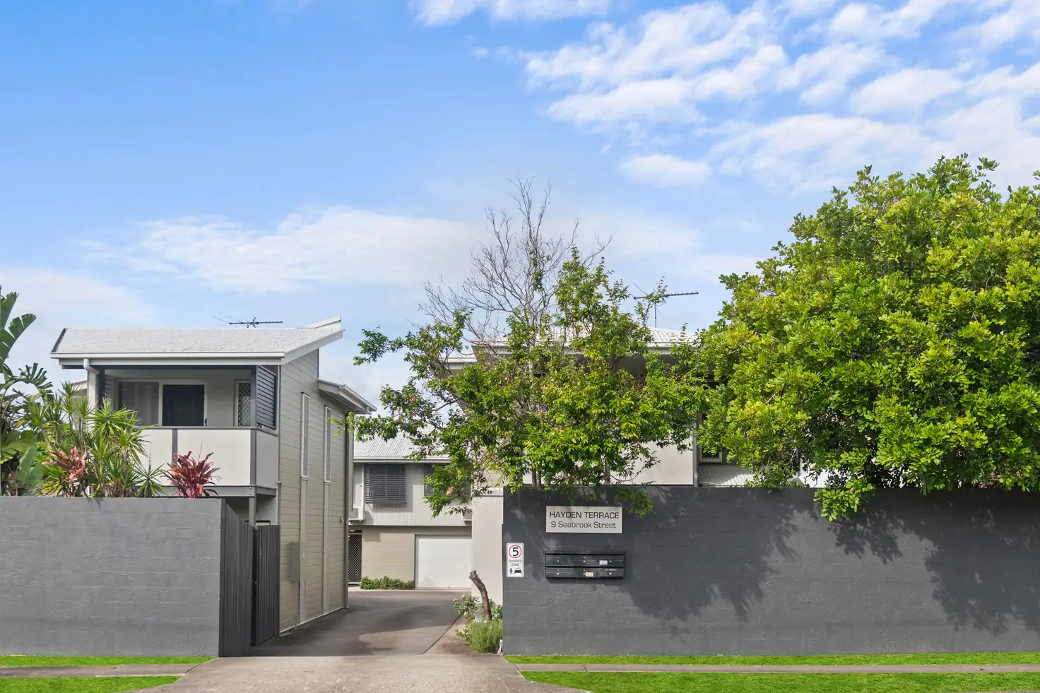 Main view of Homely townhouse listing, 4/9 Seabrook Street, Kedron QLD 4031