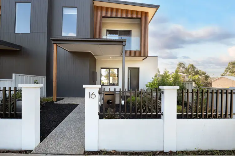 16 Tower Avenue, Swan Hill VIC 3585