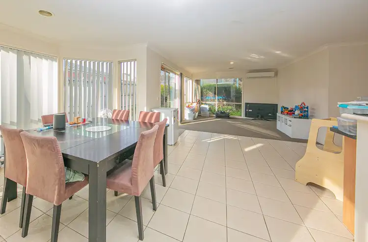 Fifth view of Homely house listing, 11 Baddeley Circuit, Cranbourne North VIC 3977