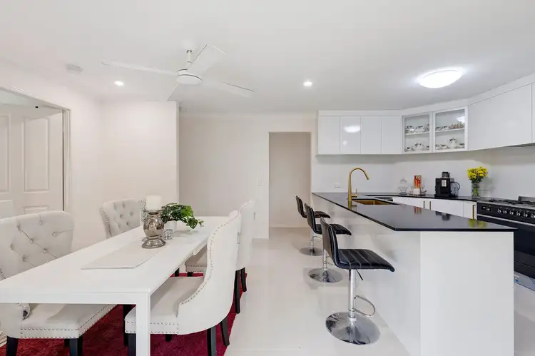 Second view of Homely house listing, 7 Princeton Place, Forest Lake QLD 4078