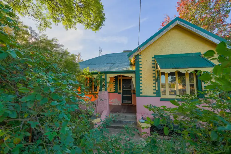 16 Oswin Street, Parkes NSW 2870