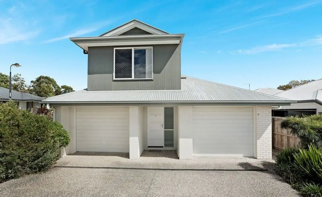 Main view of Homely semi-detached listing, 2/10 Capuchin Close, Dakabin QLD 4503