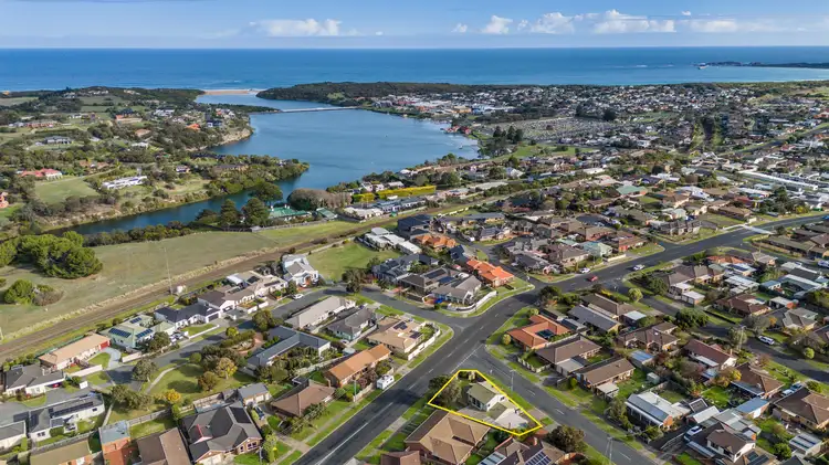 2 Glenview Drive, Warrnambool VIC 3280