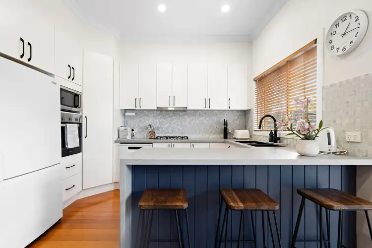 Fifth view of Homely townhouse listing, 2/7 Briggs Street, Mount Waverley VIC 3149