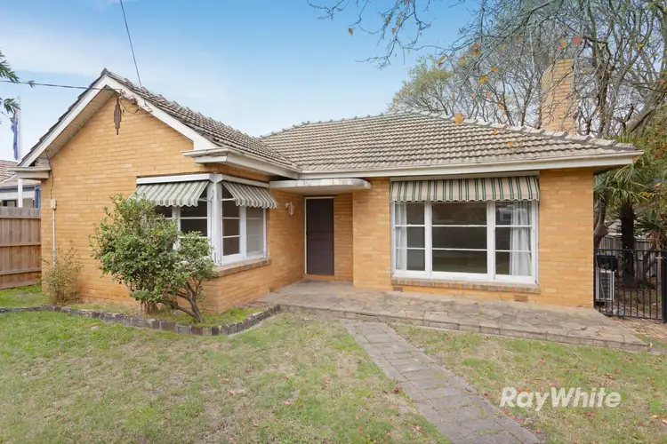 72 Dalny Road, Murrumbeena VIC 3163
