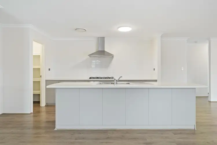 Second view of Homely house listing, 5 Lagoon Pass, Baldivis WA 6171