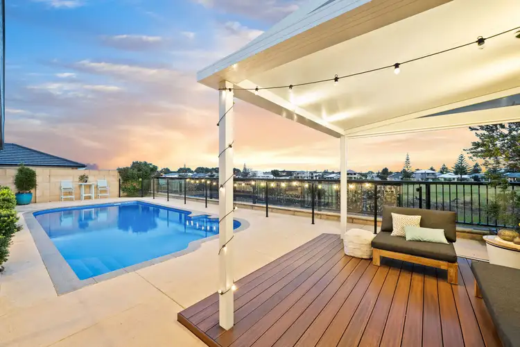 30 Barrenjoey Parkway, Secret Harbour WA 6173