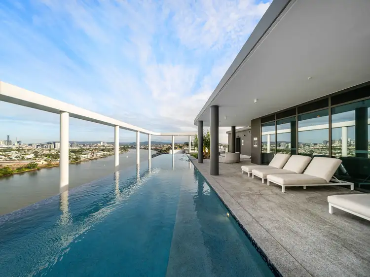30203/15 Wharf Street, Hamilton QLD 4007