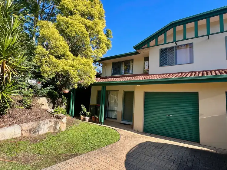 2/96 Marshall Road, Holland Park West QLD 4121