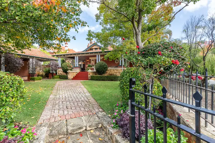 45 Lawley Crescent